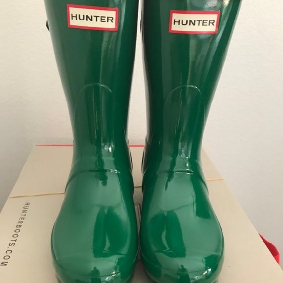 Hunter Shoes - Hunter short hyper green boots 6 New with box
